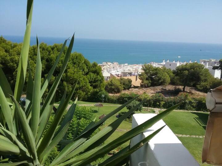 טורמולינוס Deluxe Sea View Apartments מראה חיצוני תמונה