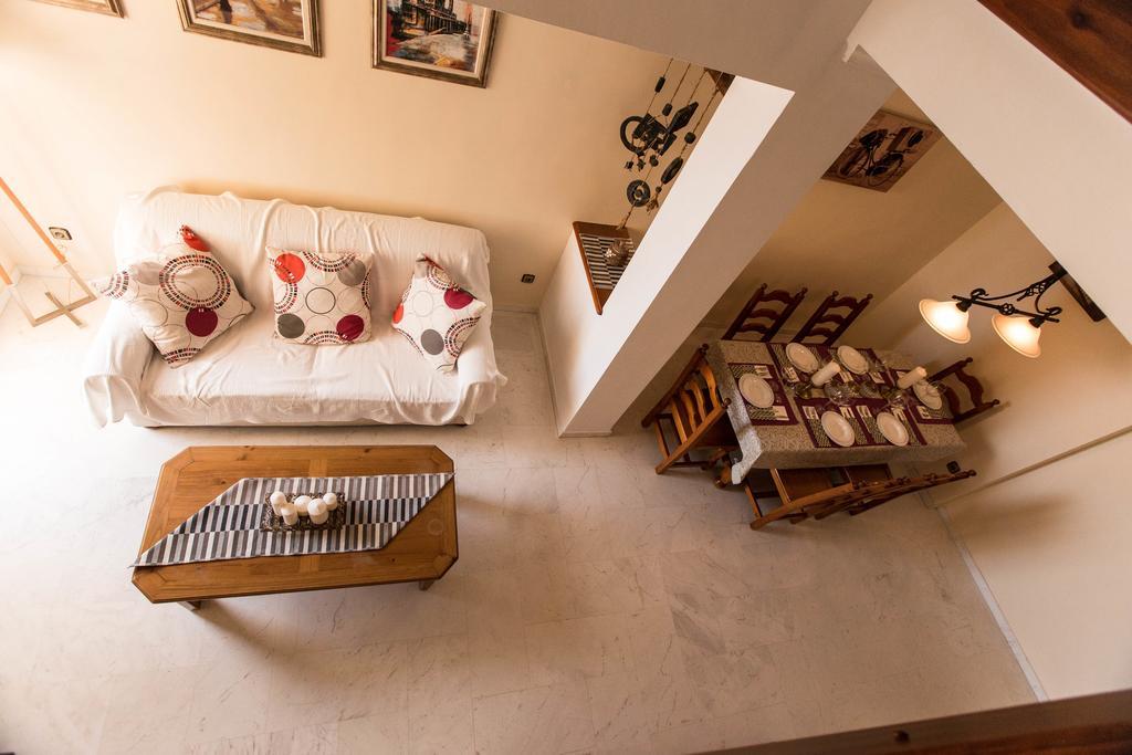 טורמולינוס Deluxe Sea View Apartments מראה חיצוני תמונה