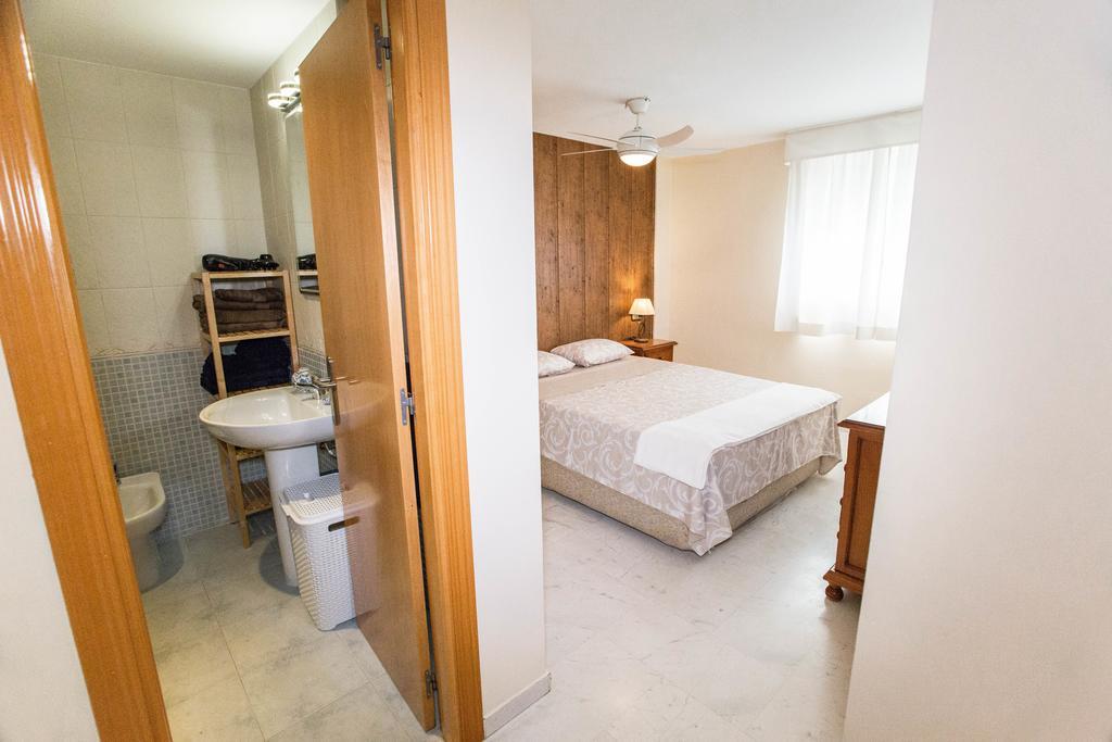 טורמולינוס Deluxe Sea View Apartments מראה חיצוני תמונה