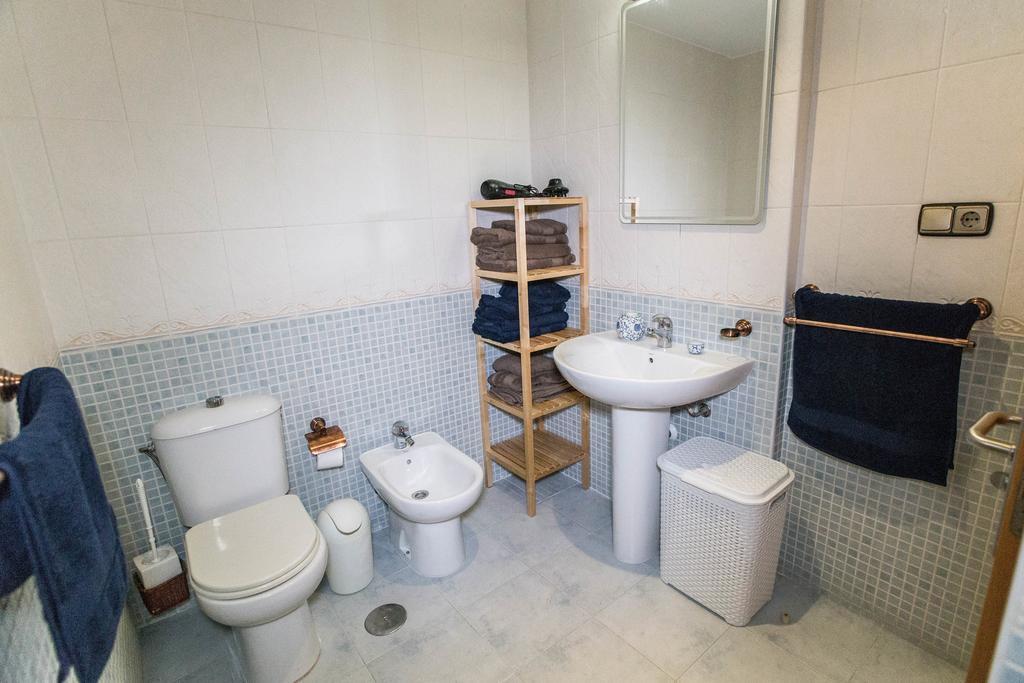 טורמולינוס Deluxe Sea View Apartments מראה חיצוני תמונה