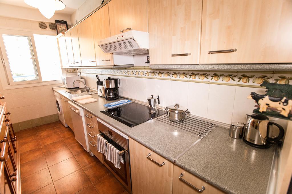 טורמולינוס Deluxe Sea View Apartments מראה חיצוני תמונה