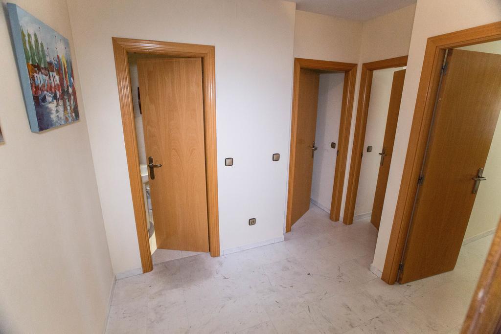 טורמולינוס Deluxe Sea View Apartments מראה חיצוני תמונה